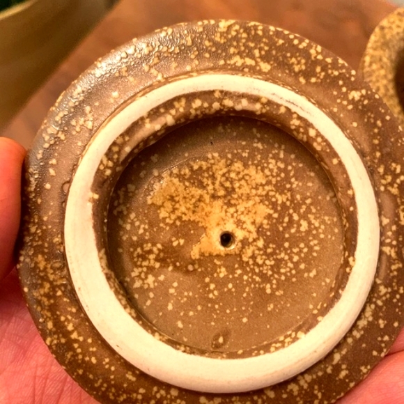 Stoneware Tea Mug with Filter and Lid - Picture 13 of 16